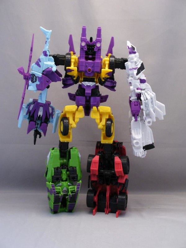 Transformers  Exclusive G2 Bruticus Image  (103 of 119)